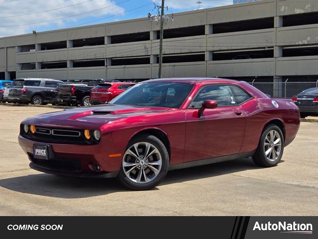 Used 2020 Dodge Challenger SXT w/ Plus Package AWD/4WD image 1