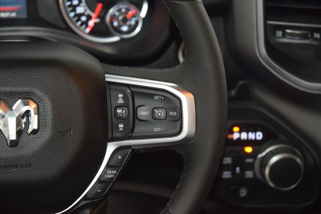 Used 2025 RAM 1500 Big Horn AWD/4WD image 32