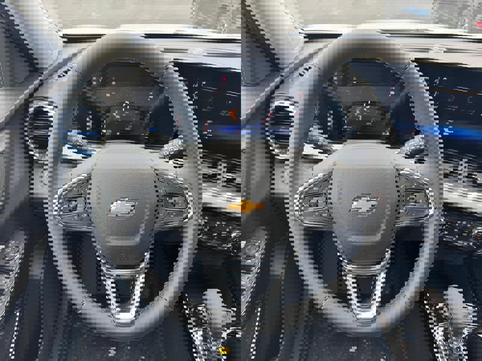 New 2026 Chevrolet Trax LT w/ LT Convenience Package image 6