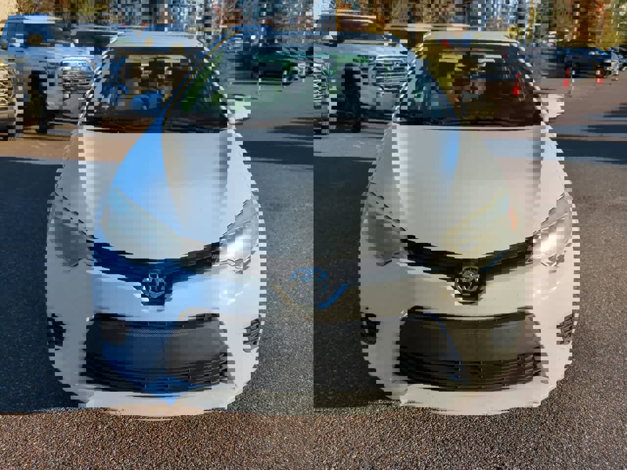 Used 2015 Toyota Corolla L image 8