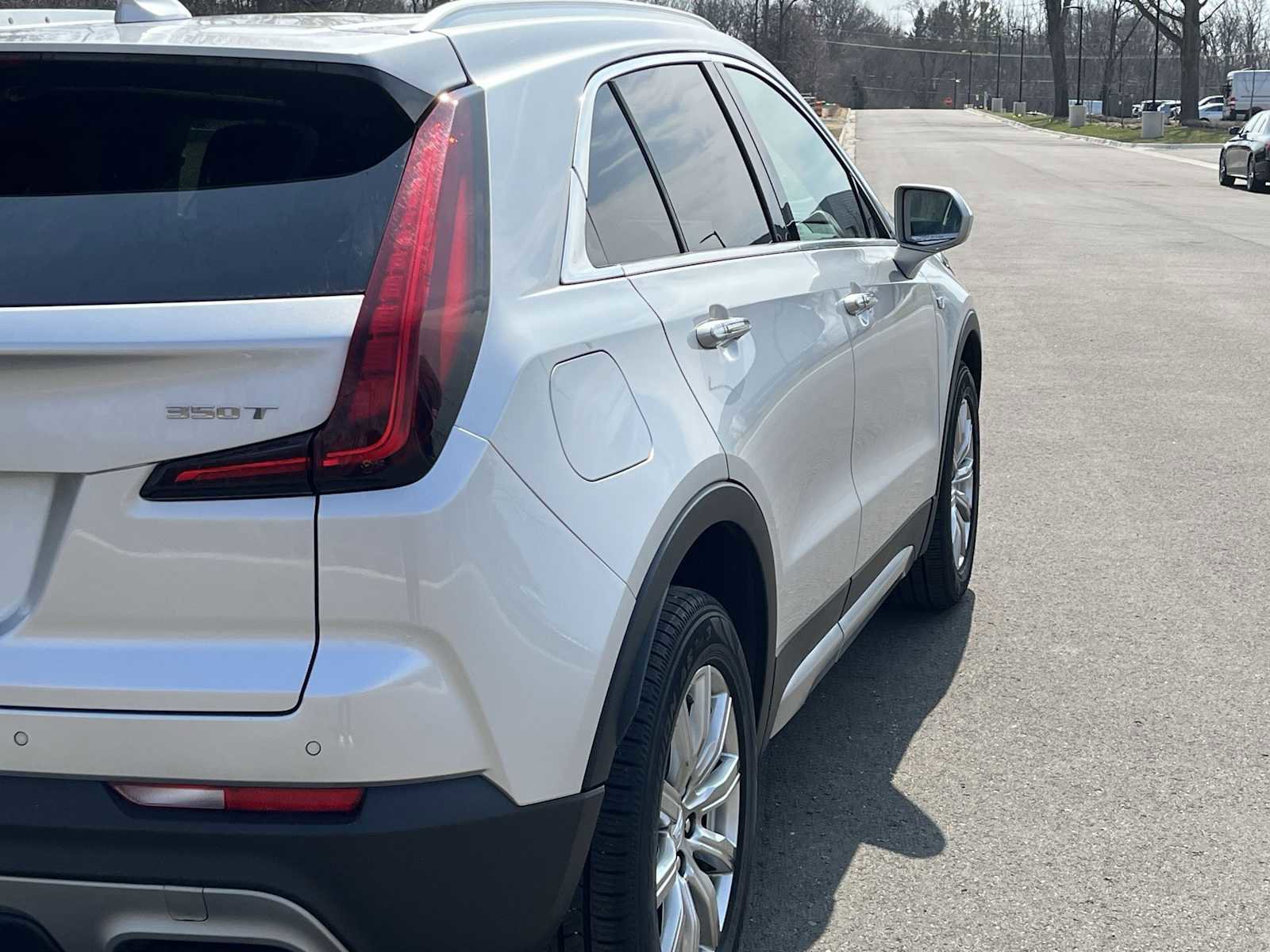 Used 2020 Cadillac XT4 Premium Luxury w/ Cold Weather Package image 20