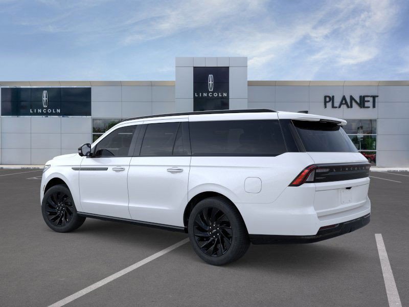 New 2025 Lincoln Navigator L Reserve w/ Jet Appearance Package image 4