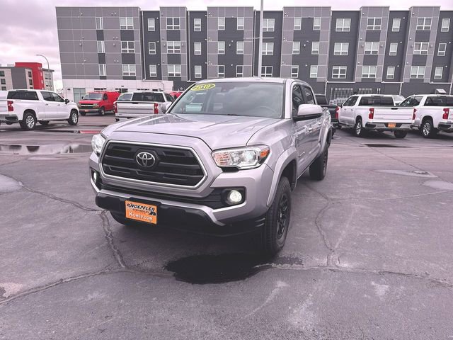 Used 2019 Toyota Tacoma SR5 AWD/4WD video 1