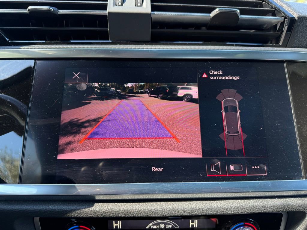 Used 2022 Audi Q3 2.0T Premium image 23