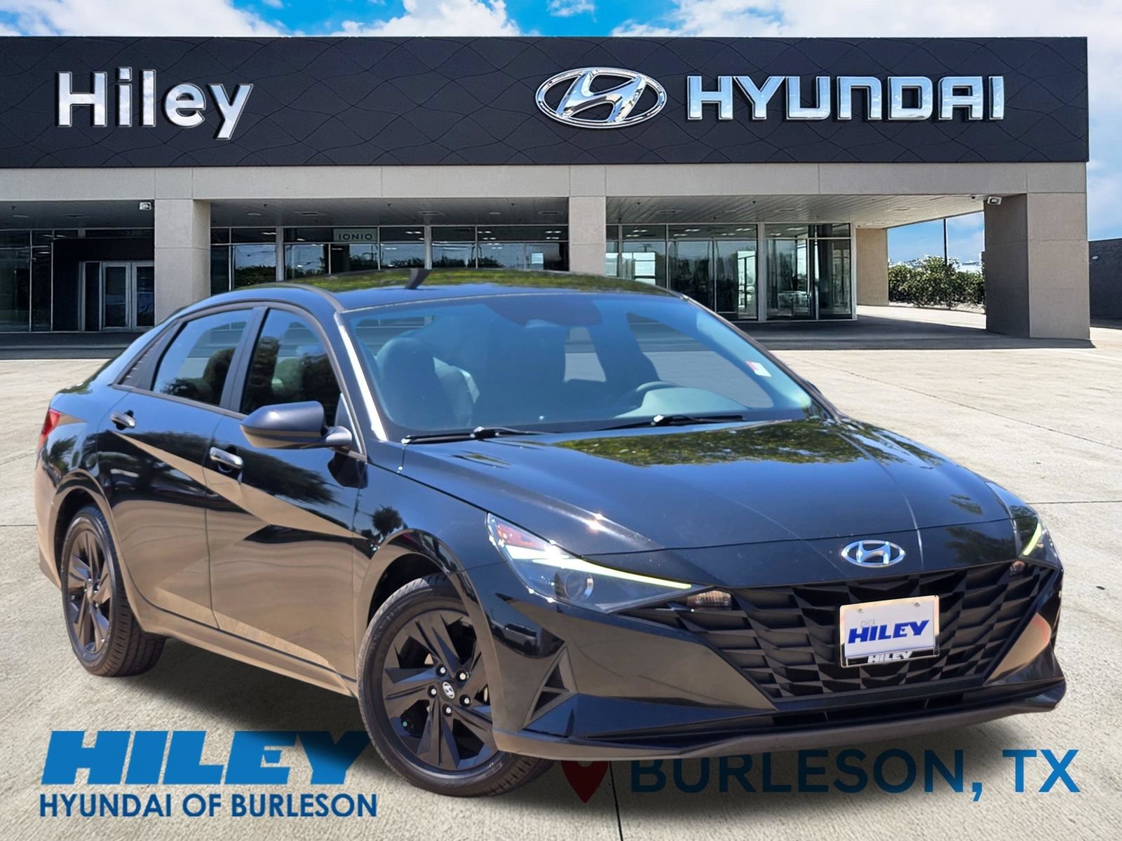 Used 2021 Hyundai Elantra SEL FWD video 2