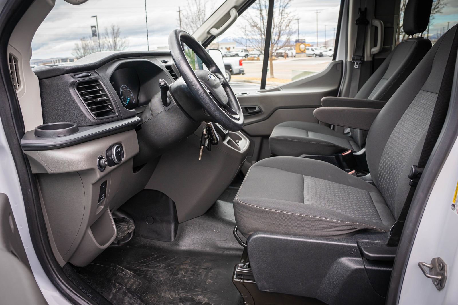 Used 2022 Ford Transit 350 XLT image 11