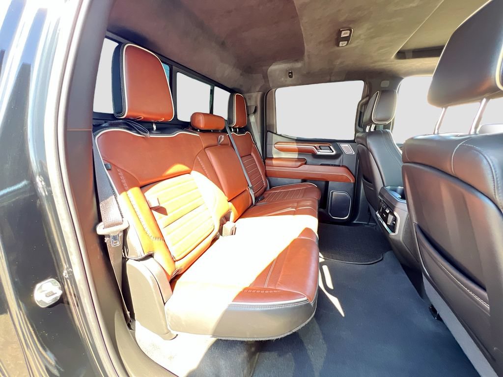 Used 2022 GMC Sierra 1500 Denali Ultimate AWD/4WD image 29
