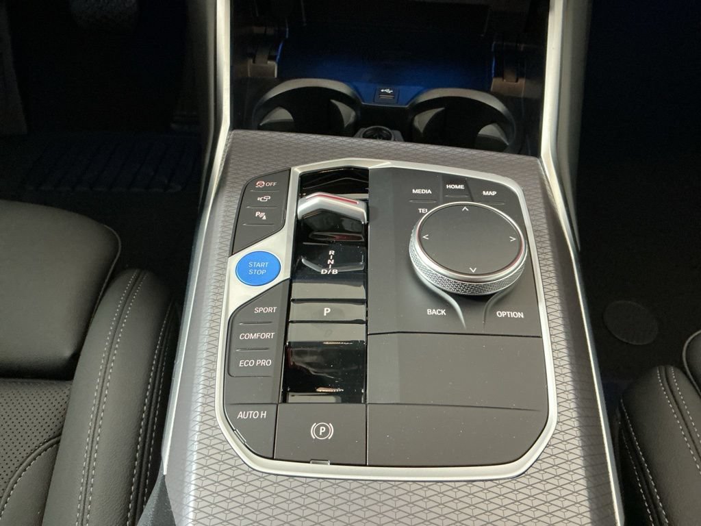 New 2026 BMW i4 eDrive40 w/ Premium Package RWD image 13