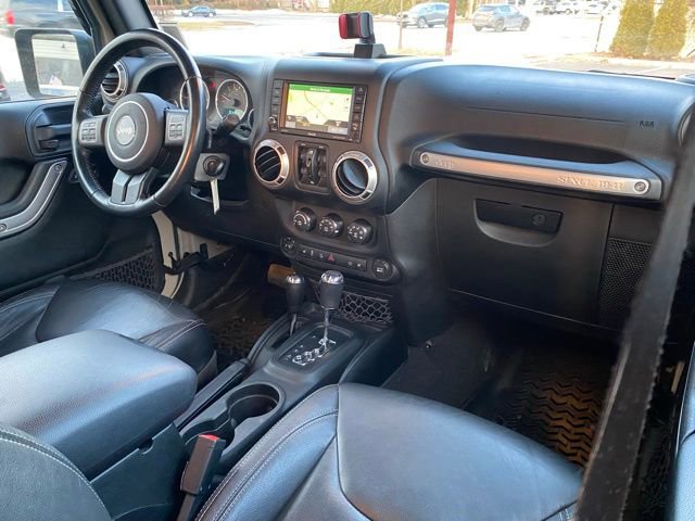 Used 2016 Jeep Wrangler Unlimited Rubicon w/ Dual Top Group image 25