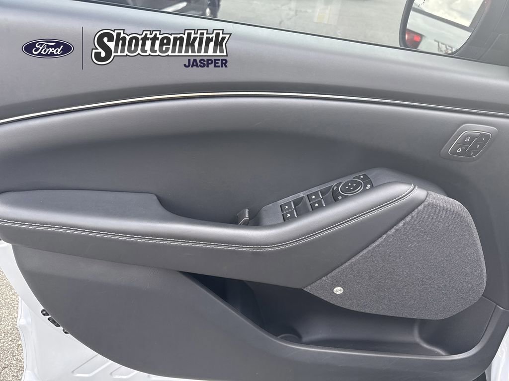 Used 2023 Ford Mustang Mach-E Premium image 10