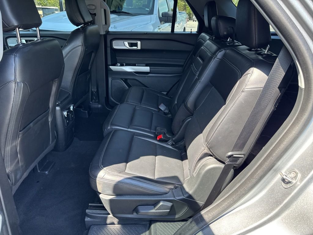 Used 2024 Ford Explorer Limited AWD/4WD image 25