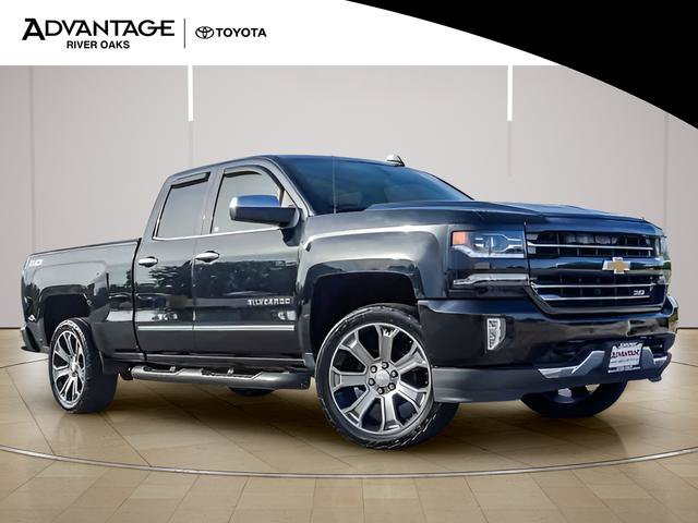 Used 2017 Chevrolet Silverado 1500 LTZ Z71 w/ LTZ Plus Package AWD/4WD image 2