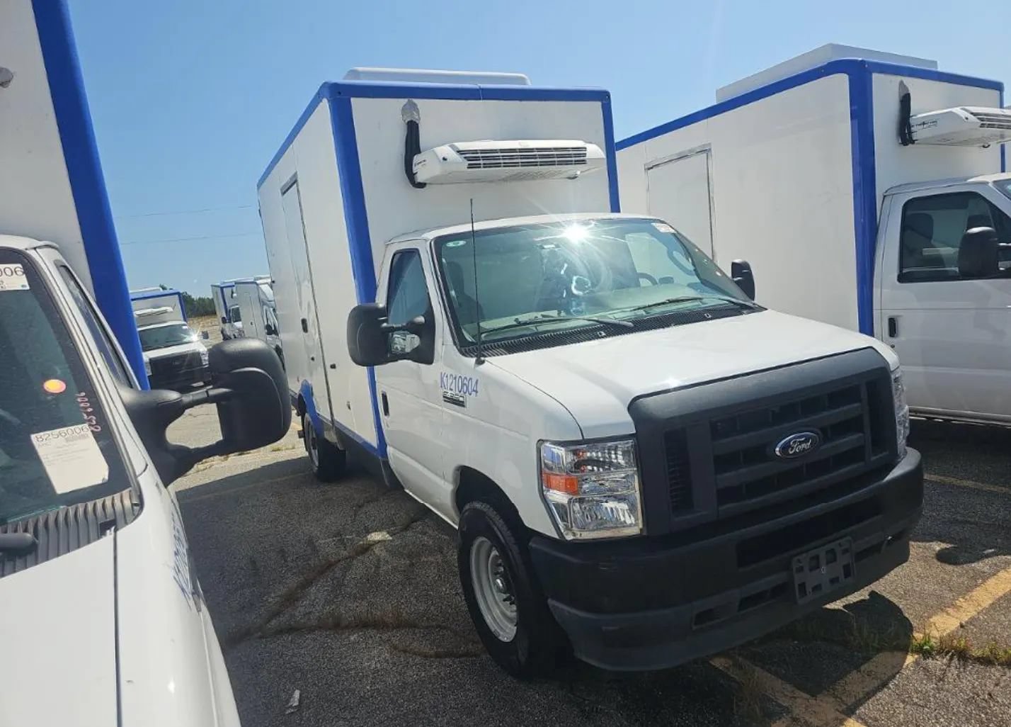 Used 2023 Ford E-350 and Econoline 350 Super Duty w/ Power Windows & Locks Group RWD image 4