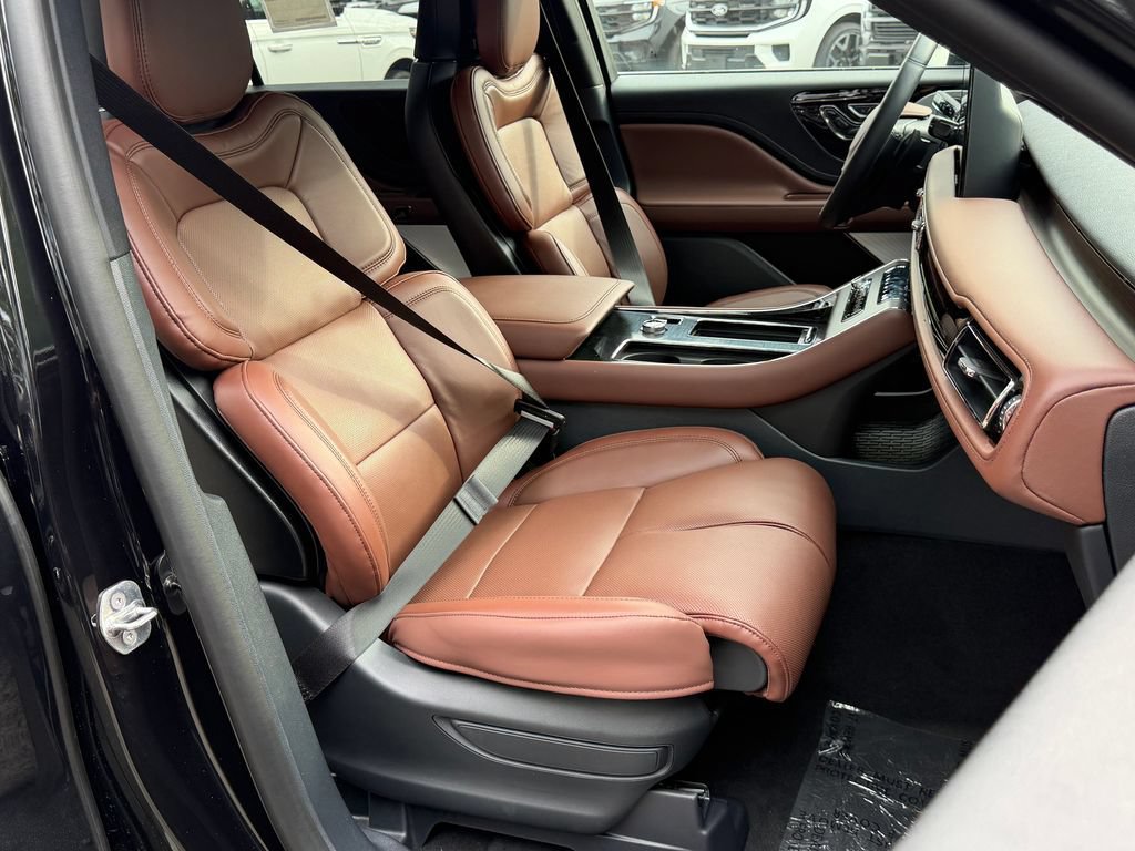 New 2026 Lincoln Aviator Reserve AWD/4WD image 18