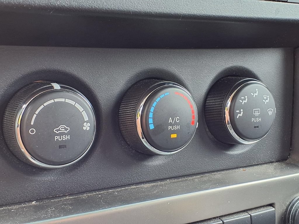 Used 2012 Jeep Liberty Sport w/ Popular Equipment Group AWD/4WD image 16