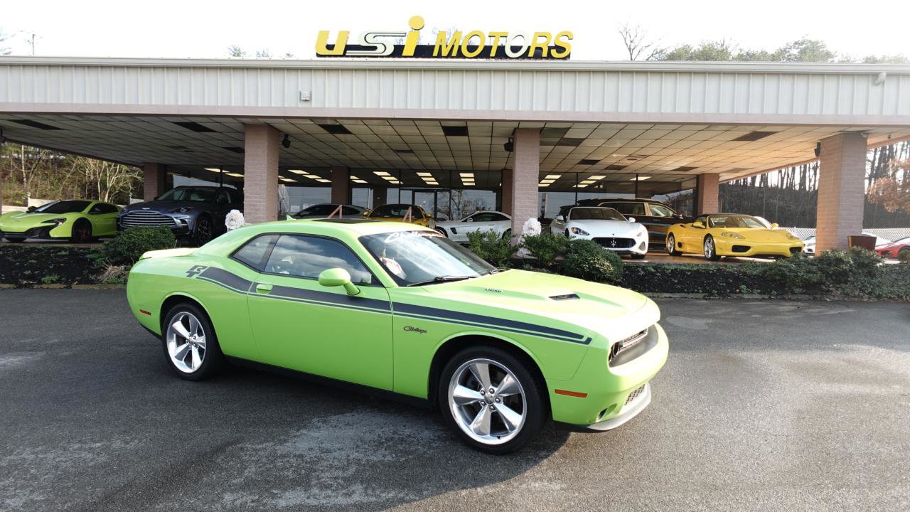 Used 2015 Dodge Challenger R/T Plus image 17