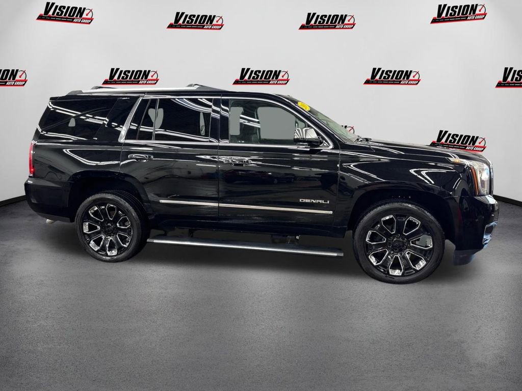 Used 2019 GMC Yukon Denali w/ Denali Ultimate Package image 4