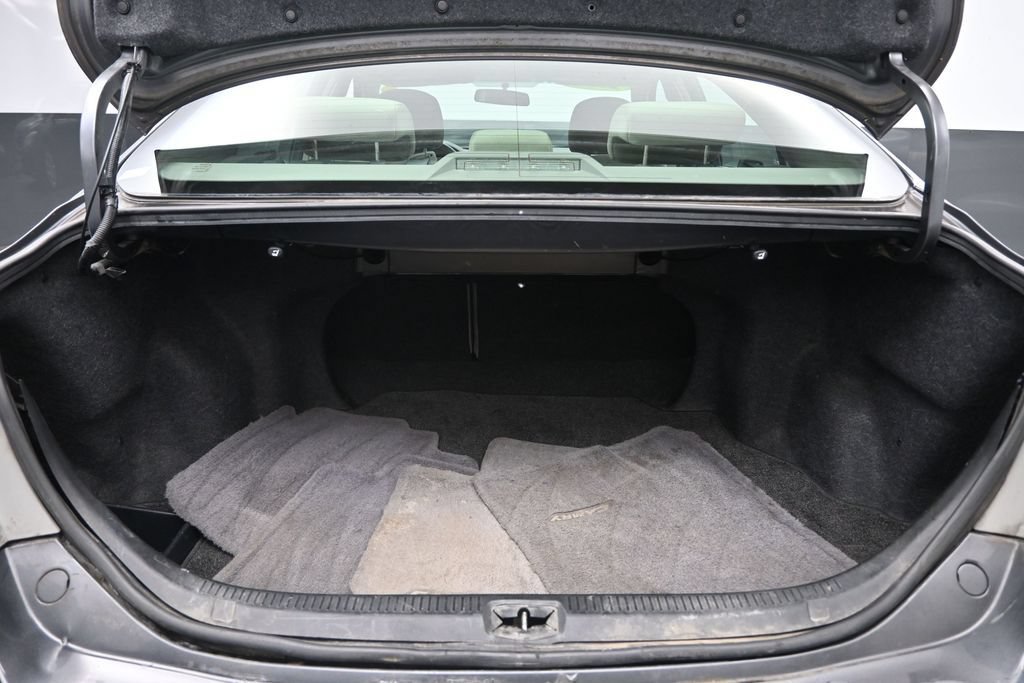 Used 2010 Toyota Camry LE FWD image 20