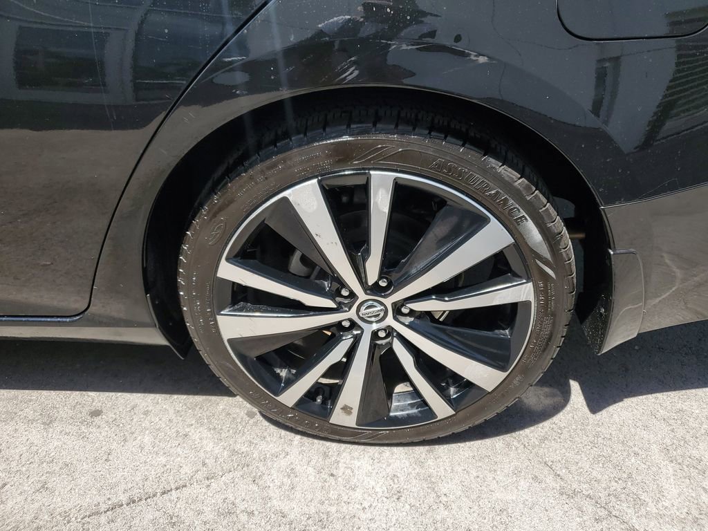 Used 2021 Nissan Altima 2.5 SR w/ SR Premium Package FWD image 8