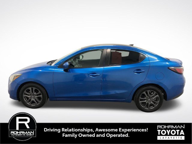 Used 2019 Toyota Yaris LE FWD image 3
