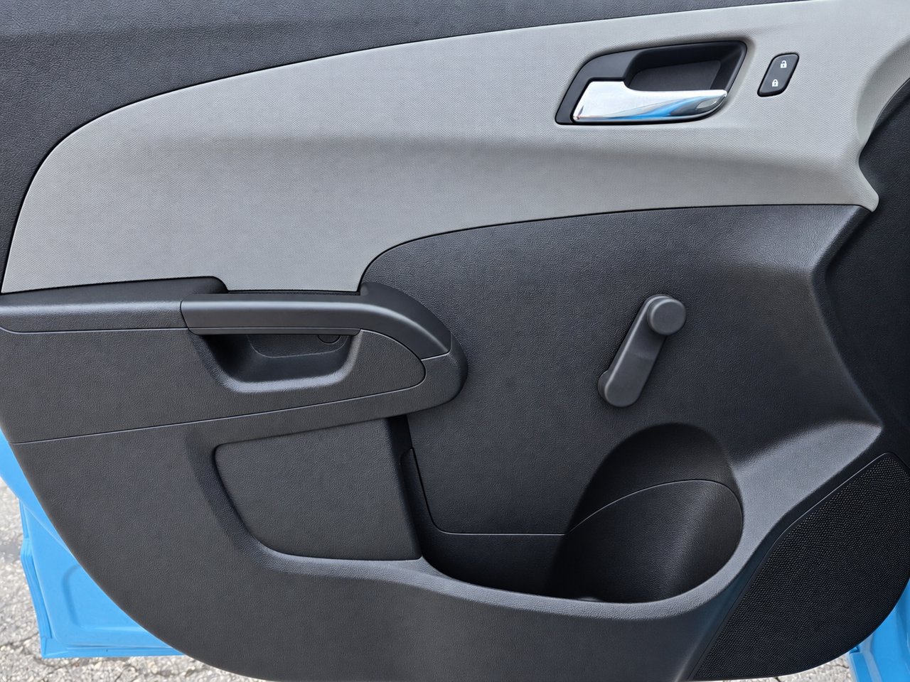 Certified 2014 Chevrolet Sonic LS FWD image 12