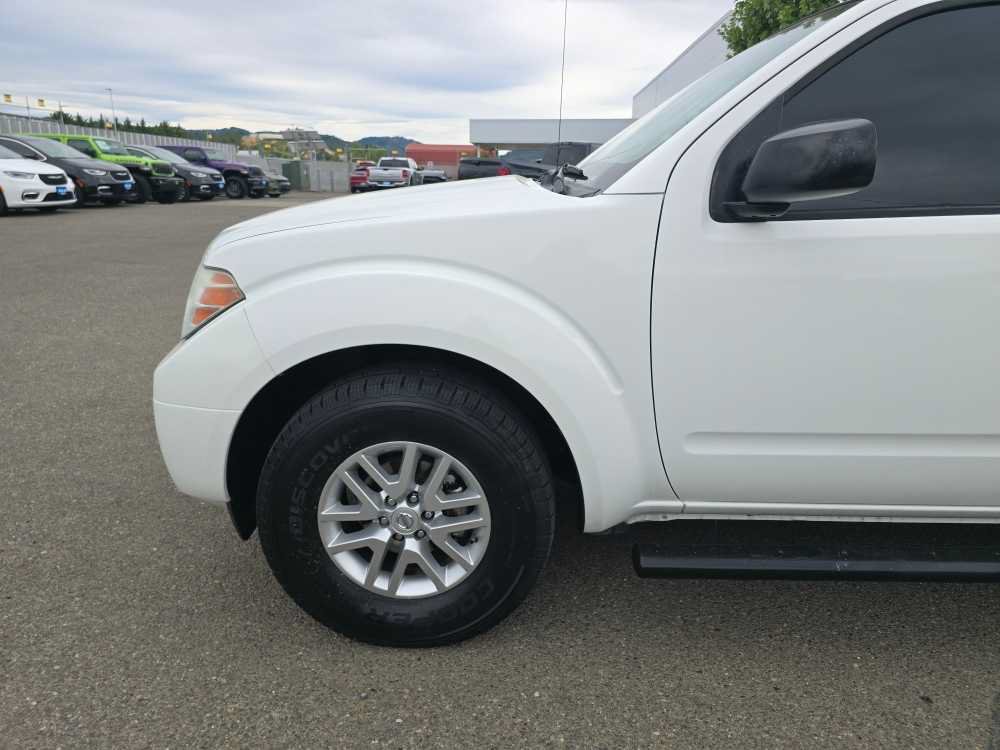 Used 2016 Nissan Frontier SV RWD image 19