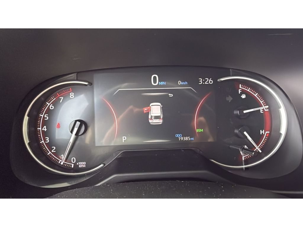 Certified 2025 Toyota RAV4 LE AWD/4WD image 28