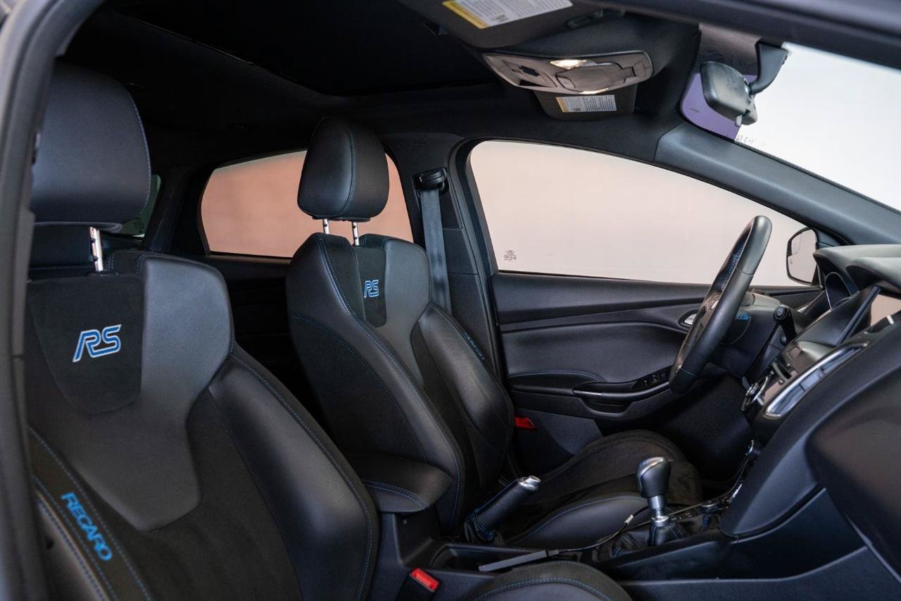 Used 2017 Ford Focus RS AWD/4WD image 11