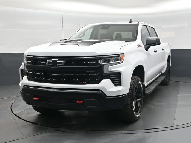 Used 2023 Chevrolet Silverado 1500 LT Trail Boss w/ Protection Package AWD/4WD image 8