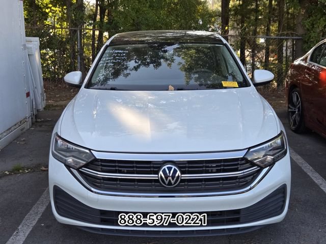 Used 2023 Volkswagen Jetta SE FWD image 7