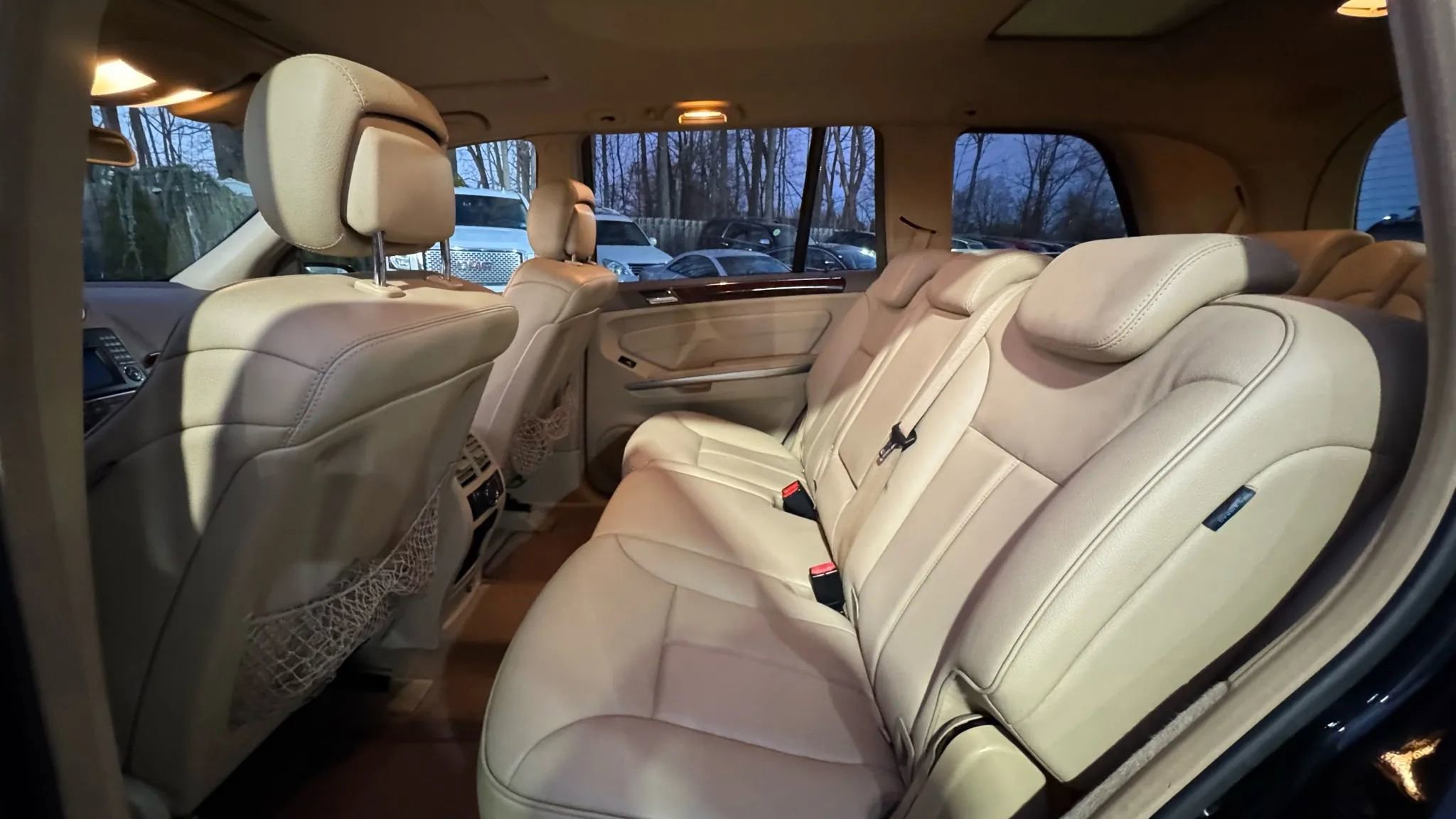 Used 2010 Mercedes-Benz GL 450 4MATIC image 17