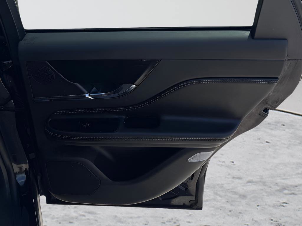 Used 2024 Lincoln Corsair FWD image 25