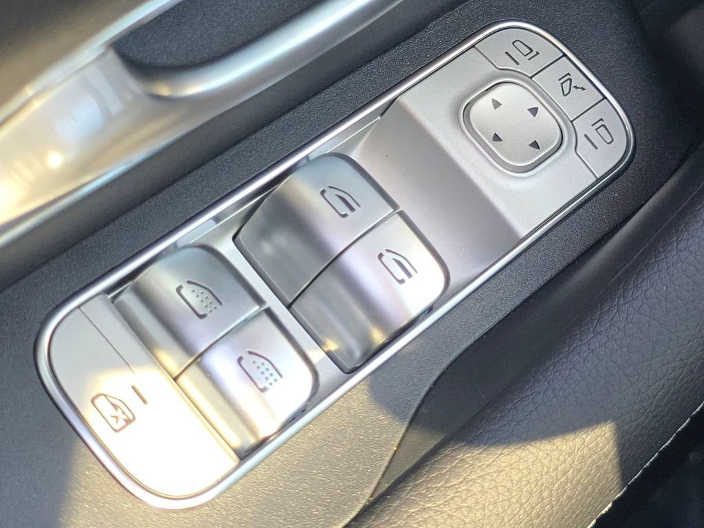 New 2026 Mercedes-Benz GLS 450 4MATIC image 29