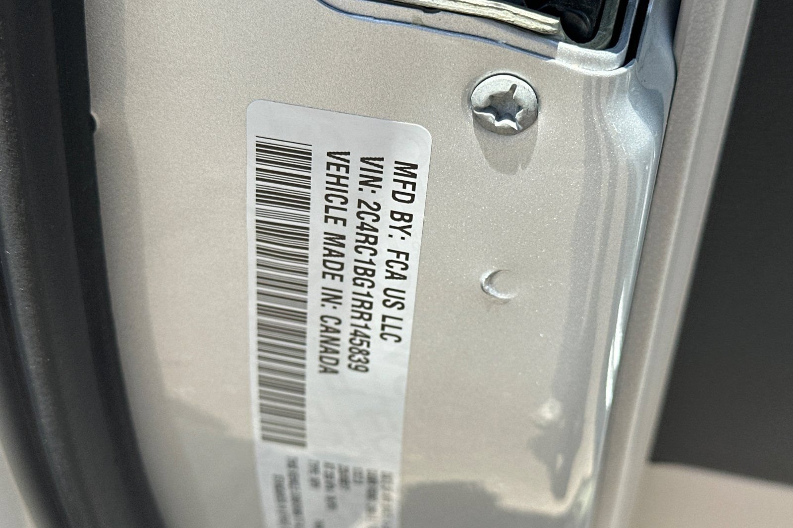 Used 2024 Chrysler Pacifica Touring-L FWD image 30