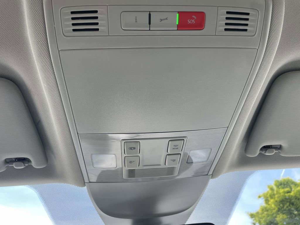 Used 2025 Volkswagen Taos S AWD/4WD image 22