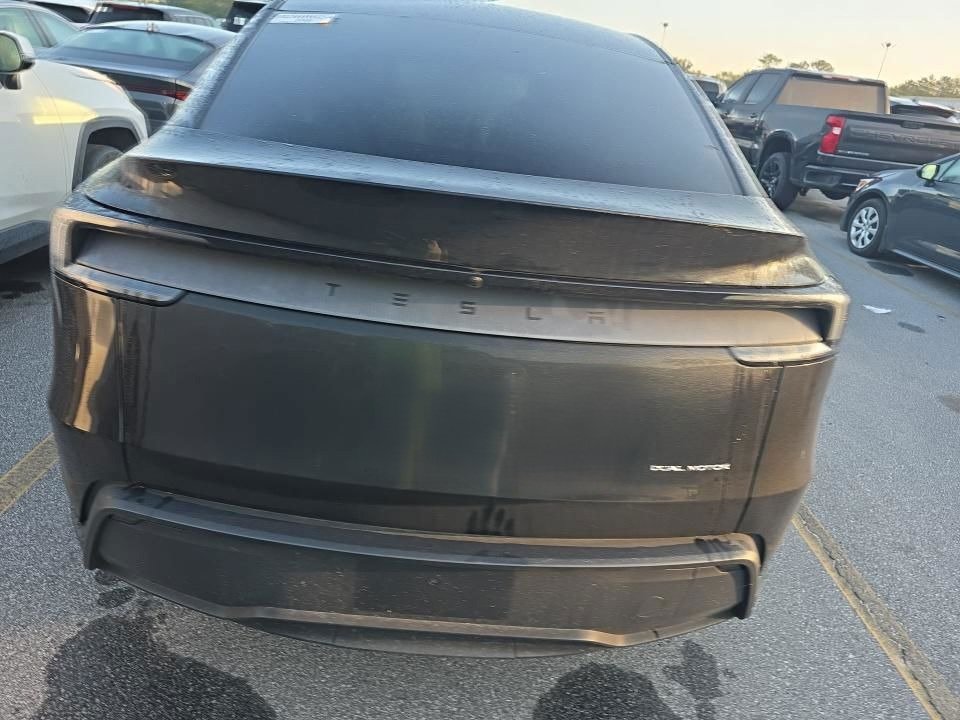 Used 2026 Tesla Model Y Long Range AWD/4WD image 5