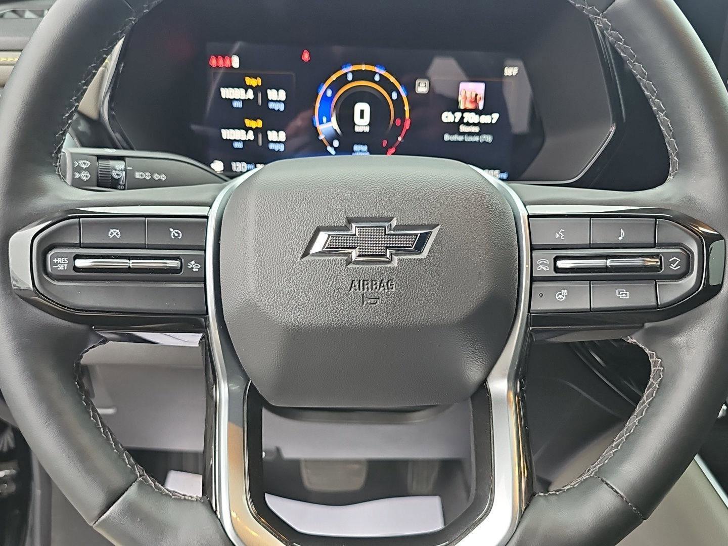 Used 2024 Chevrolet Colorado ZR2 w/ ZR2 Convenience Package III image 22