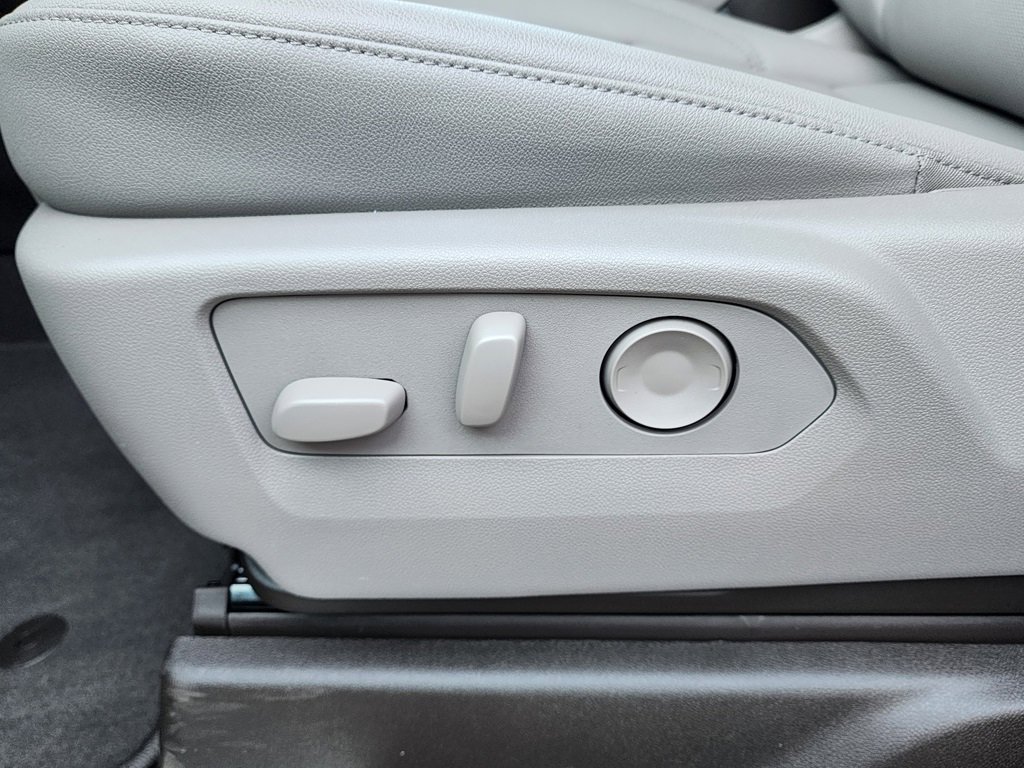 New 2026 GMC Sierra 1500 SLT w/ SLT Premium Plus Package image 19