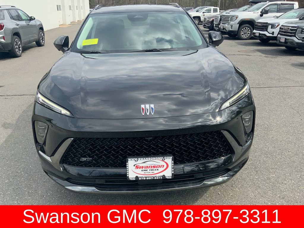 Certified 2025 Buick Envision Sport Touring image 42