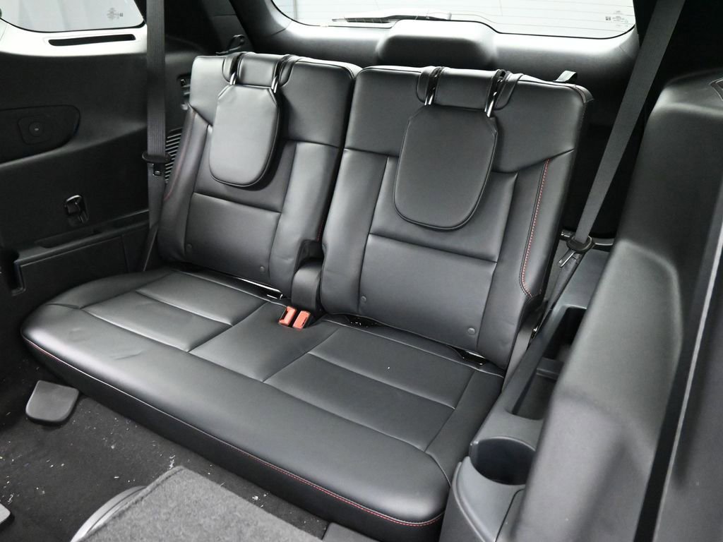 New 2026 Ford Explorer ST-Line w/ ST-Line Street Pack image 23