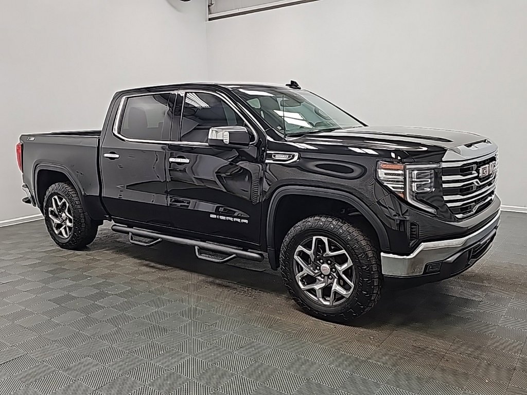 Certified 2022 GMC Sierra 1500 SLT image 2