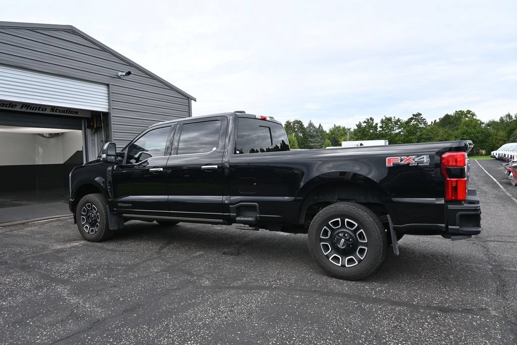 Used 2024 Ford F350 Platinum AWD/4WD image 27