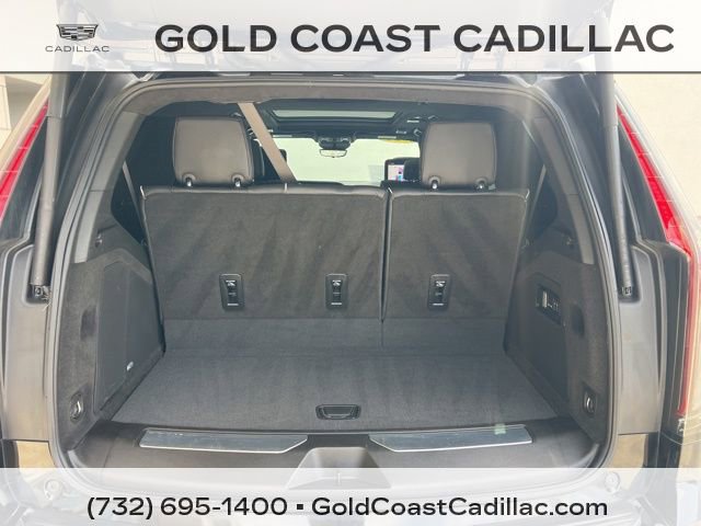 Certified 2024 Cadillac Escalade V w/ LPO, ONYX Package AWD/4WD image 15