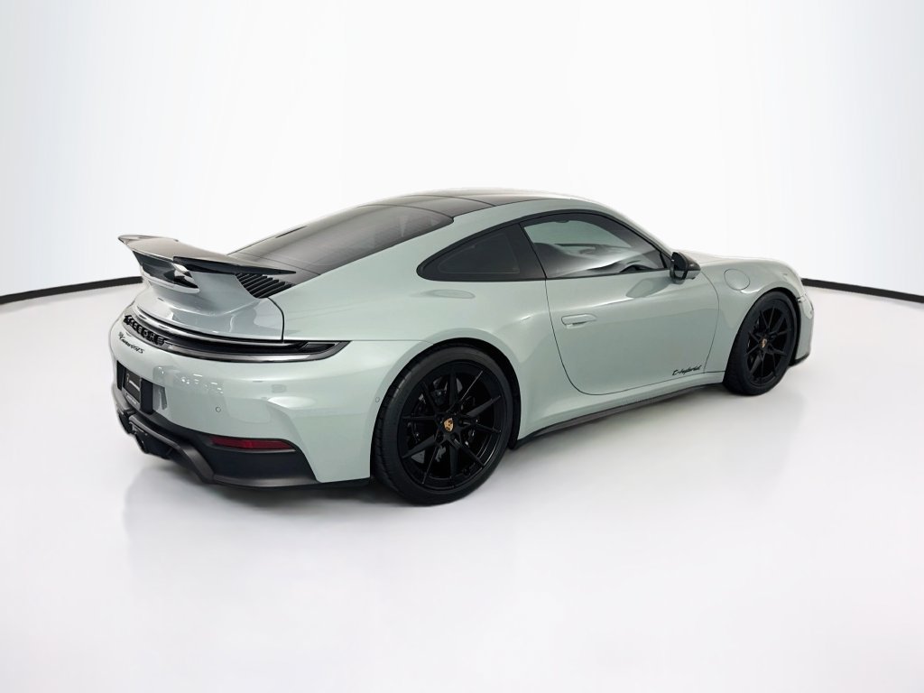 Used 2025 Porsche 911 Carrera 4 GTS AWD/4WD image 5
