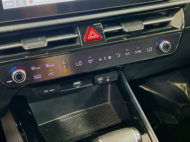 Certified 2023 Kia Niro EX Touring image 16