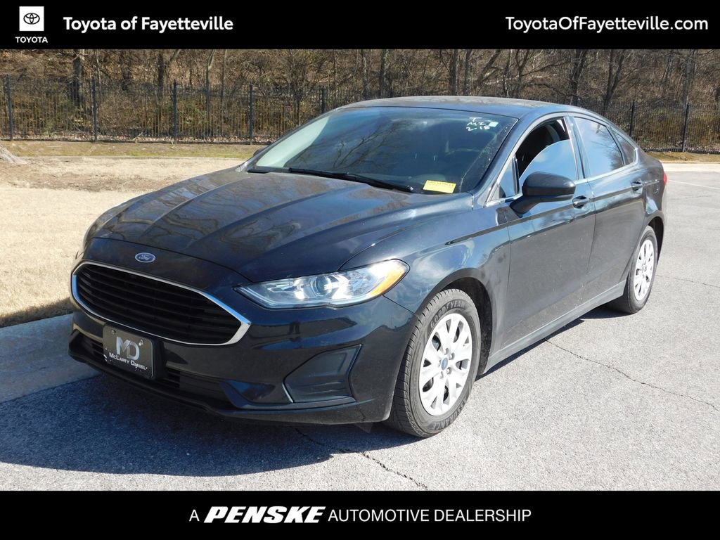 Used 2020 Ford Fusion S video 1