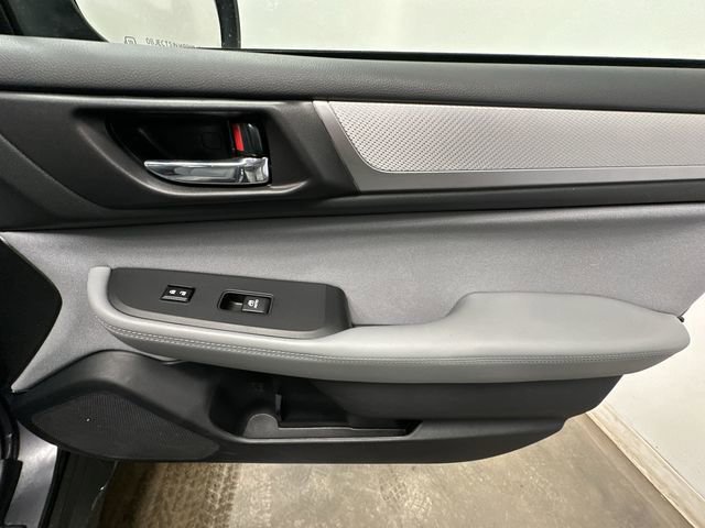 Used 2019 Subaru Outback 2.5i Premium image 23