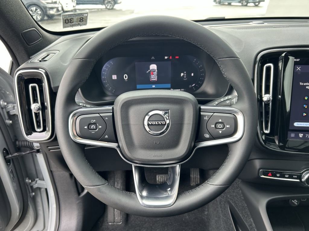 New 2026 Volvo XC40 B5 Ultra AWD/4WD image 18