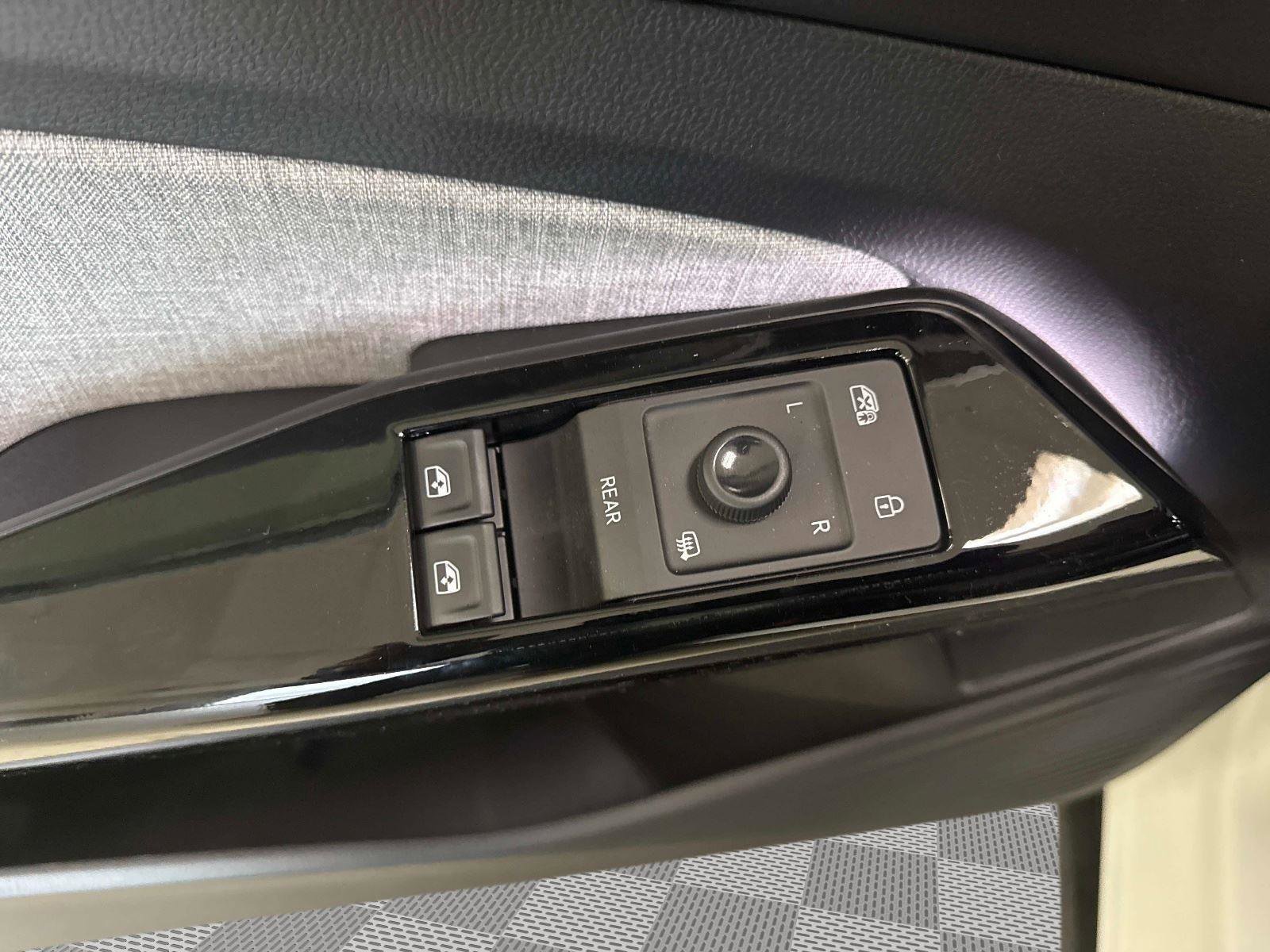 New 2026 Volkswagen ID.4 Pro AWD/4WD image 19