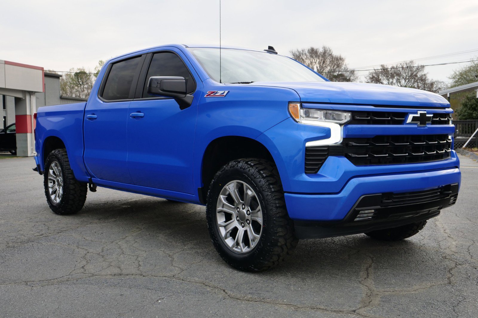 Used 2025 Chevrolet Silverado 1500 RST image 4